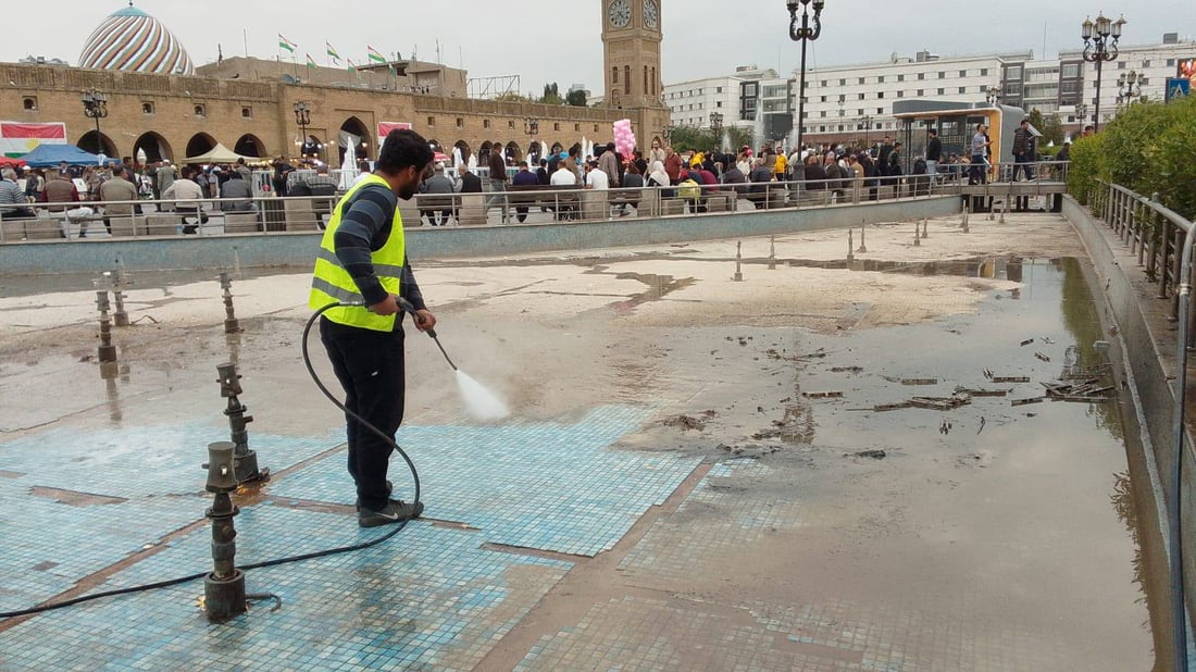 نافورەکانى ناو شارى هەولێر پاککرانەوە