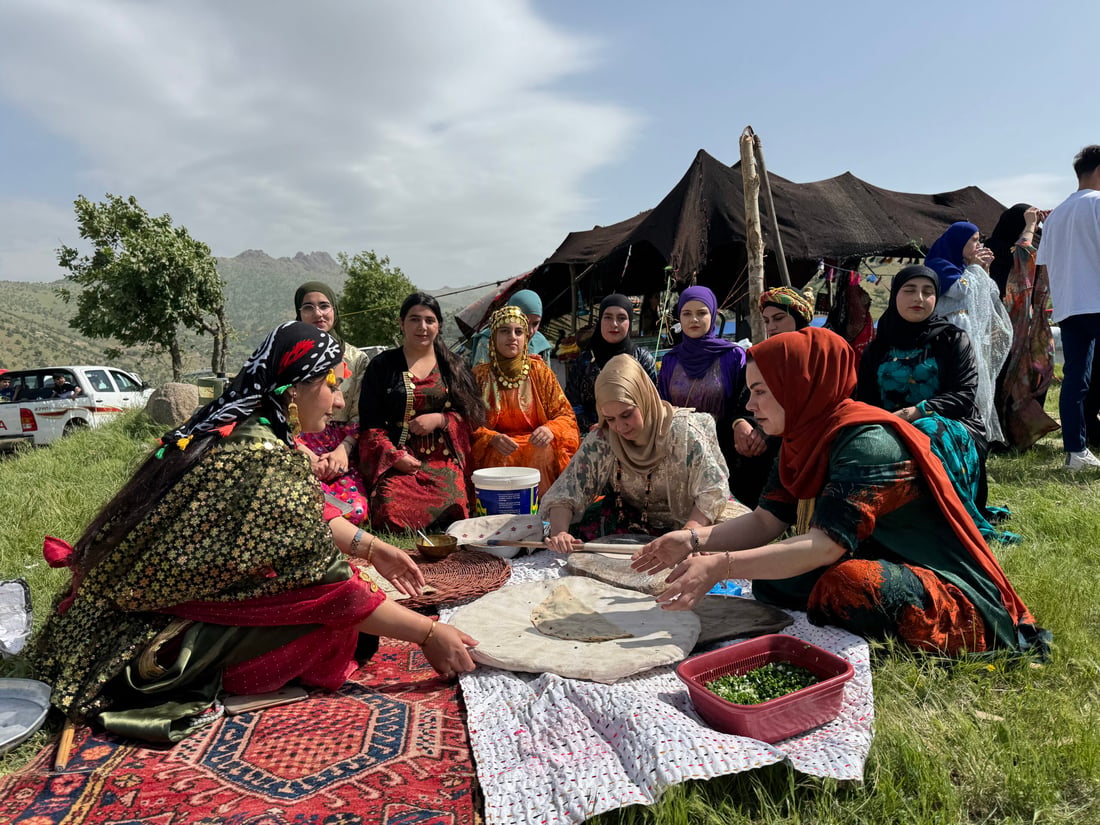 فێستیڤاڵ و گەشتی بەهارەیە