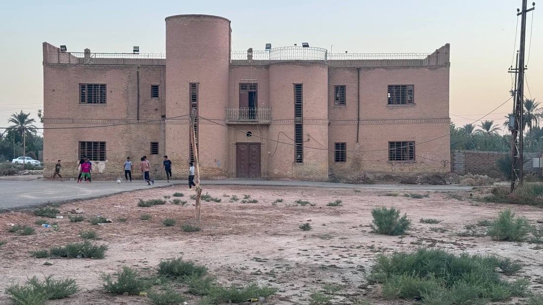 مشاهد جوية لقصر الأمير الفتلاوي في المشخاب.. خزن بنادق الثورة ومهّد لعرش فيصل