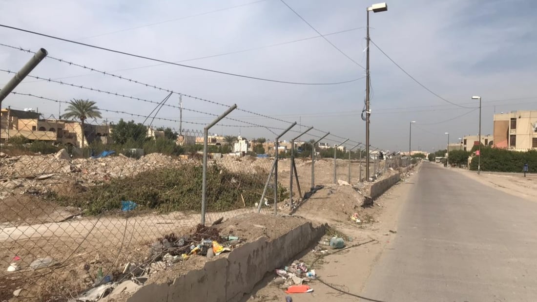 صور من حي السلام: حديقة بين 3 أحياء بغدادية صارت مكباً.. والبلدية تنتظر الأمانة