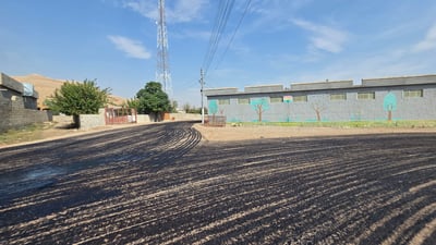 قیرکردنی جادەیەک دەوامی دوو قوتابخانەی لە سەیدسادق راگرت