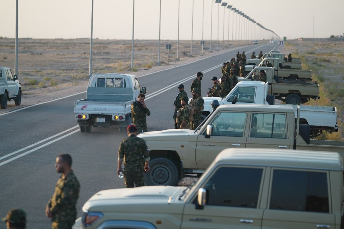 صور: الحشد ينشر قواته على الخط الاستراتيجي بين كربلاء والنجف والأنبار