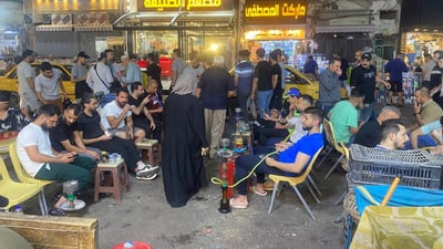 بغداد: سهرة العوائل والأصدقاء أجمل في الصدرية والزبائن من الأنبار وواسط (صور)