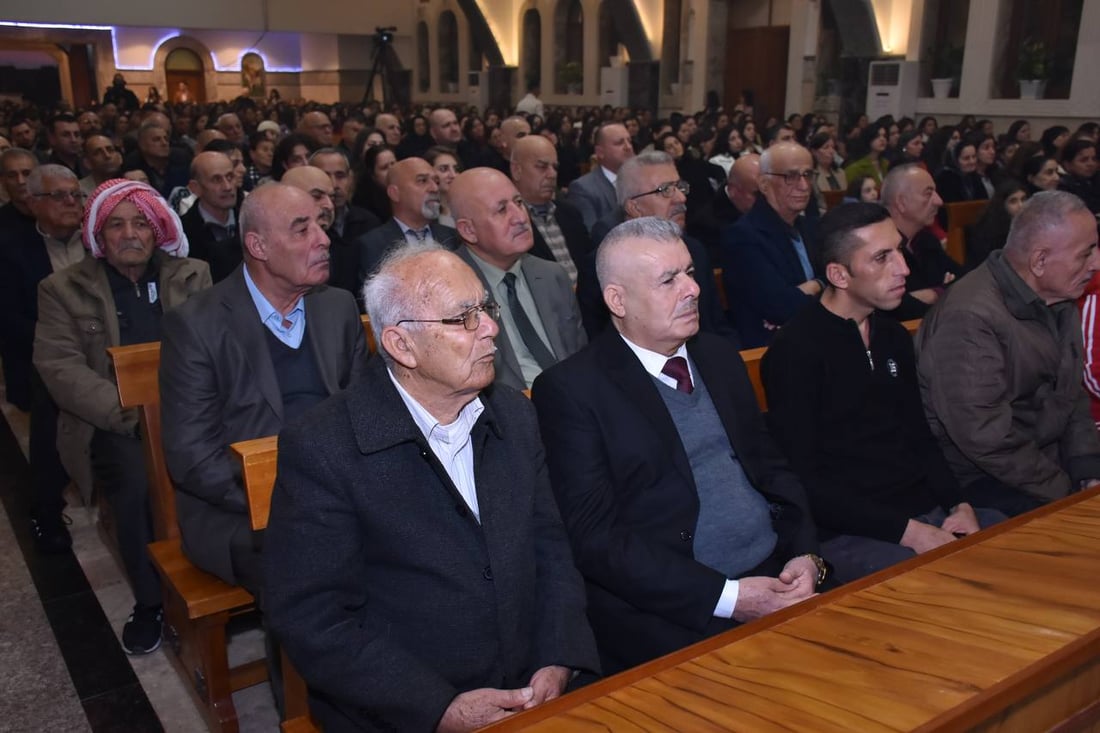 الحمدانية قبل قليل: قداس الميلاد حزين في كنيسة مار بهنام باستذكار فاجعة العرس