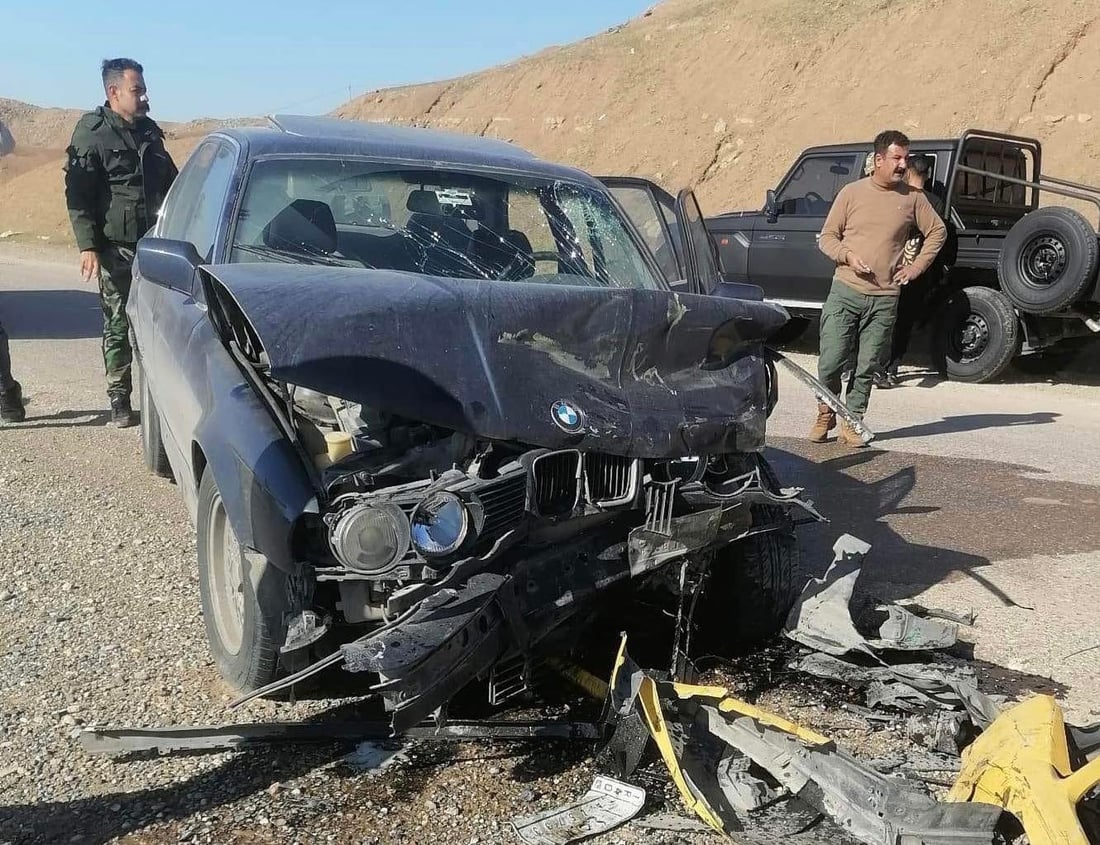 4 مصابين في حادث سير بين “BMW” وتاكسي على طريق كركوك – قادر كرم