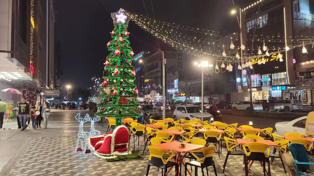 Baghdad’s Mansour district prepares for New Year’s Eve celebrations