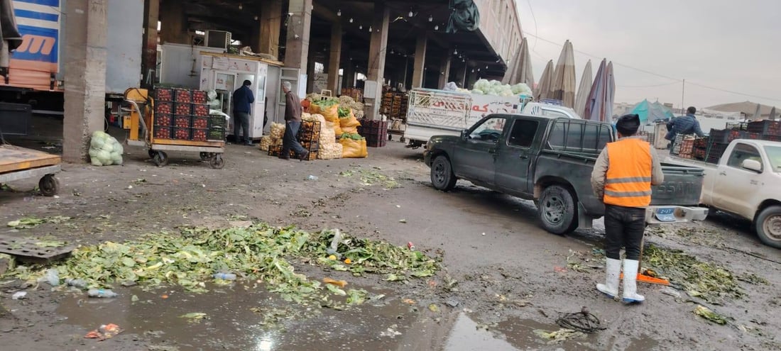 ژینگەپارێزی هەولێر سەر و ژێری پردەکانی پاک کردەوە