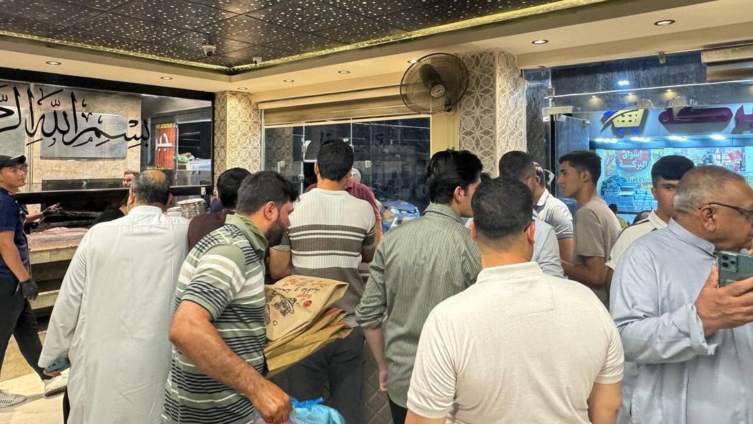 صور ليلية من مطاعم الكوت.. لم تعد تستوعب أعداد الزبائن