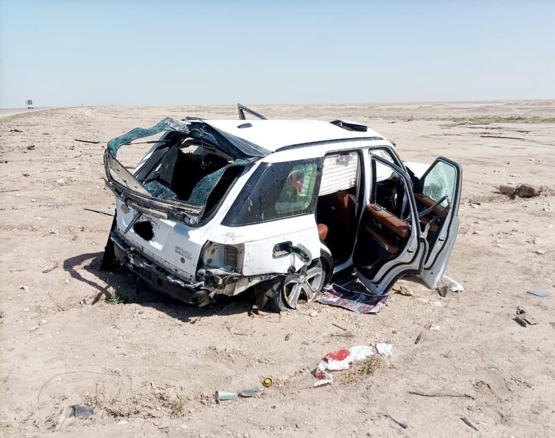 صور: مصرع شخص وإصابة 2 آخرين في انقلاب “رانج روفر” على سريع المثنى
