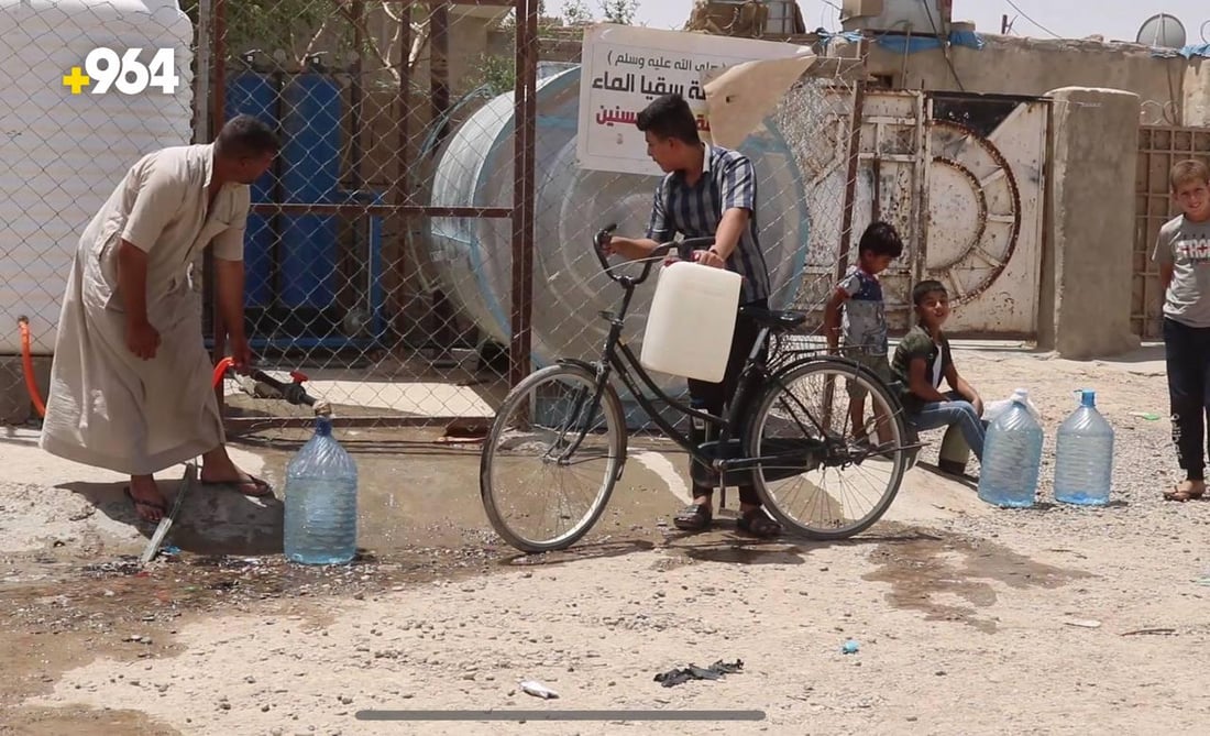 معامل تعبئة المياه تضاعف إنتاجها في سامراء.. مياه الإسالة شحيحة وملوثة