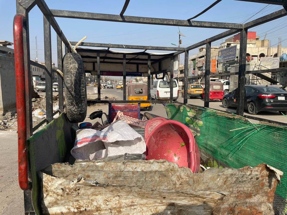 خلف السدة: عائلة من 8 أفراد تعيش على القمامة.. “لا سبيل آخر للرزق”