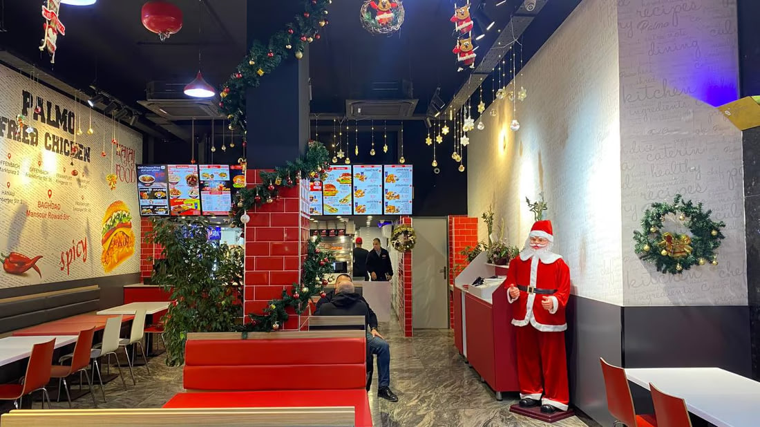 Baghdad’s Mansour district prepares for New Year’s Eve celebrations