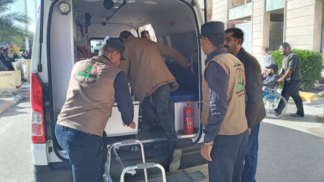 Community police in Karbala rescue homeless man and provide him shelter