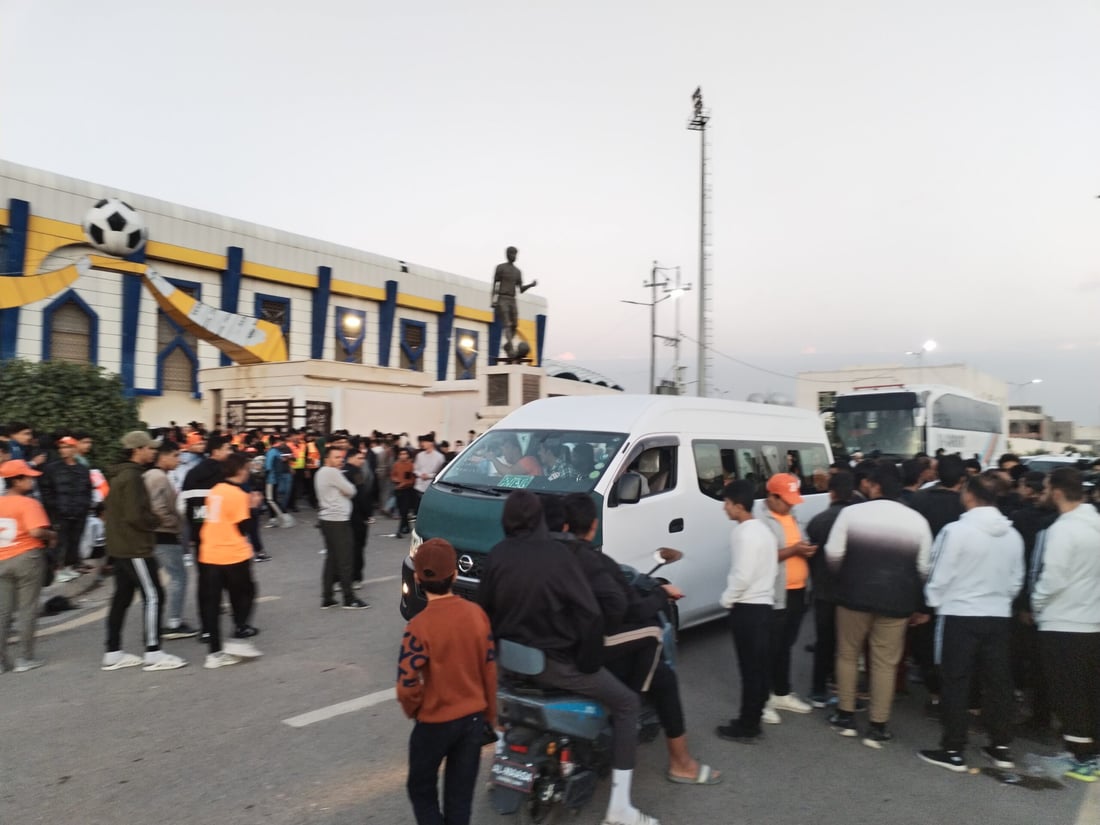 صور: الحلبوسي وكاساس وآلاف الجماهير خلال مباراة انتهت بالتعادل بين الكرمة والزوراء