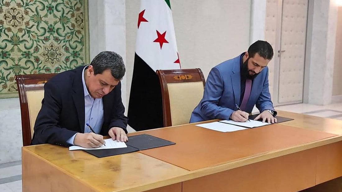مەزڵوم عەبدى و ئەحمەد شەرع رێککەوتن