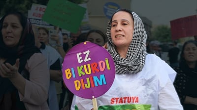 باکوری کوردستان؛ خۆپیشاندانى فراوان بۆ به‌فه‌رمى ناساندنى زمانی کوردی له‌ خوێندندا به‌ڕێوه‌چوو