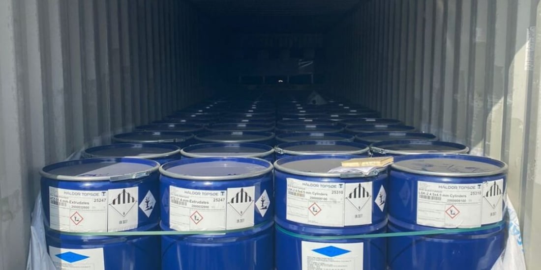 المخابرات تضبط 30 حاوية مواد كيمياوية شديدة الخطورة في أم قصر