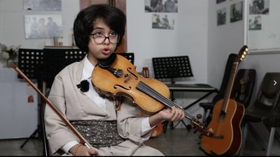 Young violinist Shwan Rizgar captivates audience with performance in Sulaymaniyah