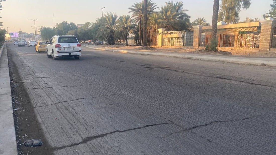 أُفلت من يد أخيه.. حادث دهس يودي بحياة تلميذ في معهد للصُم بالكوت