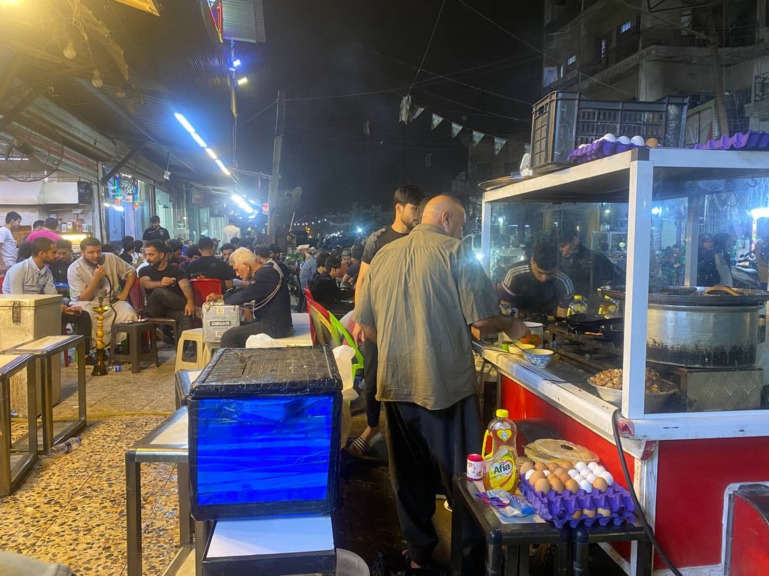 بغداد: سهرة العوائل والأصدقاء أجمل في الصدرية والزبائن من الأنبار وواسط (صور)