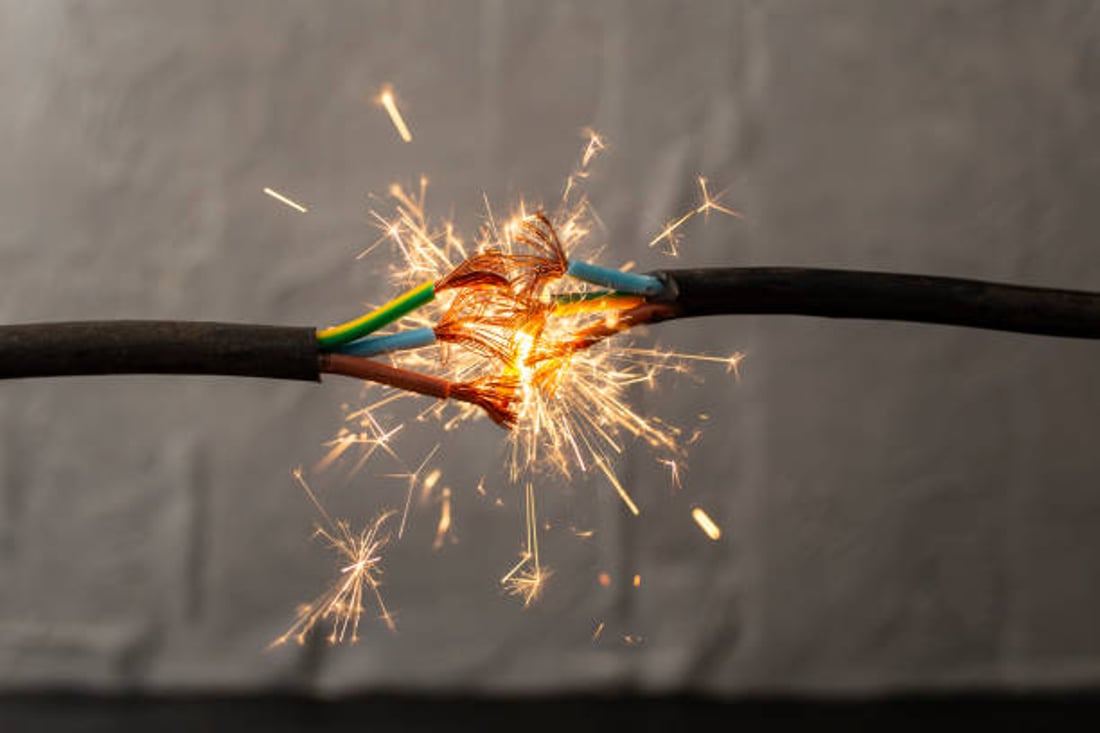 Man electrocuted while helping neighbor repair water pipe