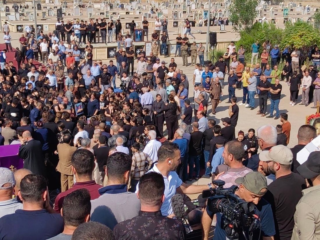 إلى مقبرة القيامة.. صور من التشييع الكبير ظهر اليوم لضحايا فاجعة الحمدانية