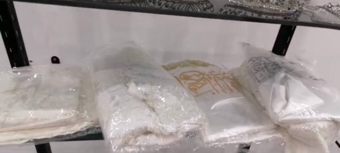 صور: “الغيث” يرضي سيدات الطارمية.. لا داعي لشراء فساتين الزفاف والسهرات