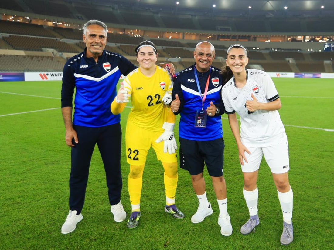 صور مفرحة من ملعب جدة.. سيدات العراق يحتفلن بالمركز الثالث لبطولة غرب آسيا