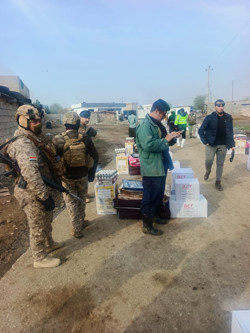 صور: قائد عمليات كركوك يزور المناطق المتضررة من الفيضانات في ناحية ليلان