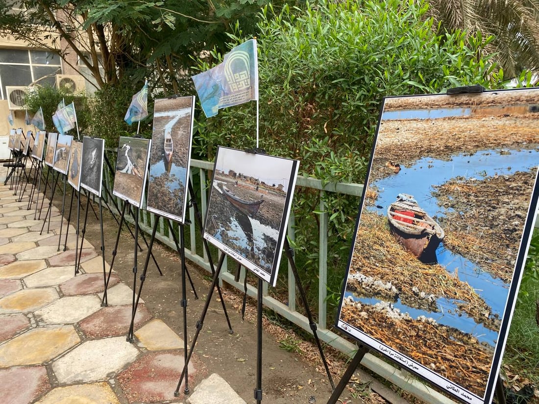 الناصرية: 40 لوحة تحاكي جفاف الأهوار وهجرة أهلها وتستغيث بالحكومة (صور)