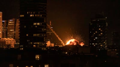 “خامنئي بخير بحسب فارس” والقصف مستمر على الخليج وتل أبيب