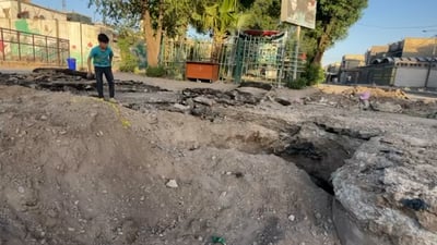 فيديو: مدينة الصدر تدعو “الخيّرين” الى حل نهائي لحفرة “الجوادر” بدل الردم والدفن