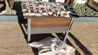 العراق يسقط بالونات هوائية بداخلها ربع مليون حبة مخدرة