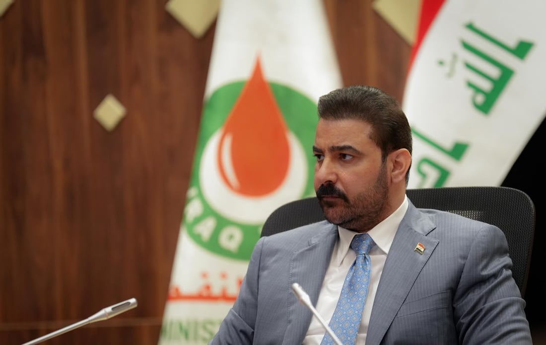 الزيدي يأخذ المندلاوي لوزارة النفط ويسلمه مفاتيح طاقة العراق