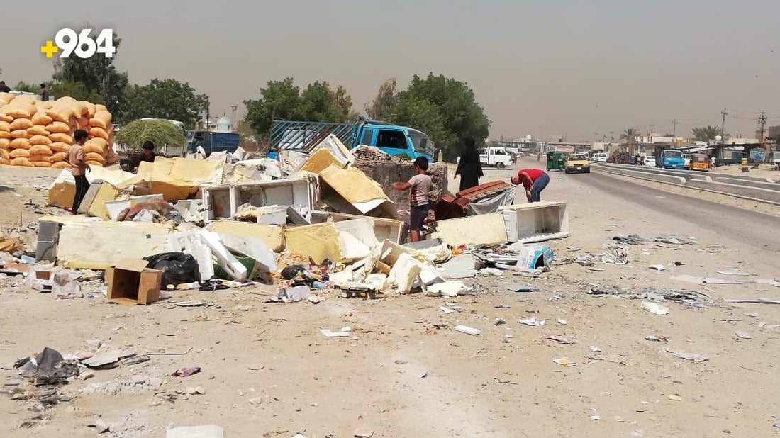 الفضيلية “لا تطاق” والأهالي يتبادلون اللوم مع البلدية ويطلبون أكياس قمامة