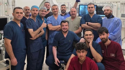 بە خۆبەخشی تیمێک کونی دڵی 43 منداڵیان داخست