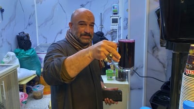 ذكريات شطيرة الجبن.. “شربت الحاج صالح” وسرّ الوصفة بفرع جديد في بغداد