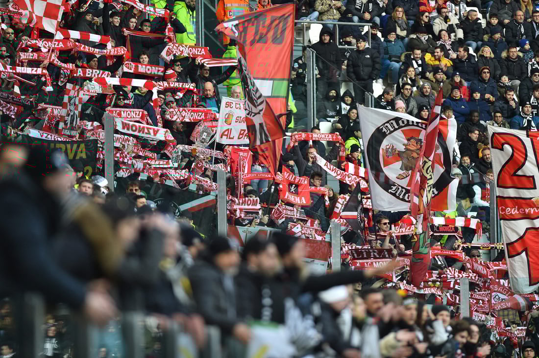 مۆنزا دەفع بووە و تا 2103 نازناوی ئه‌پتاڵی داگیر كردووه‌