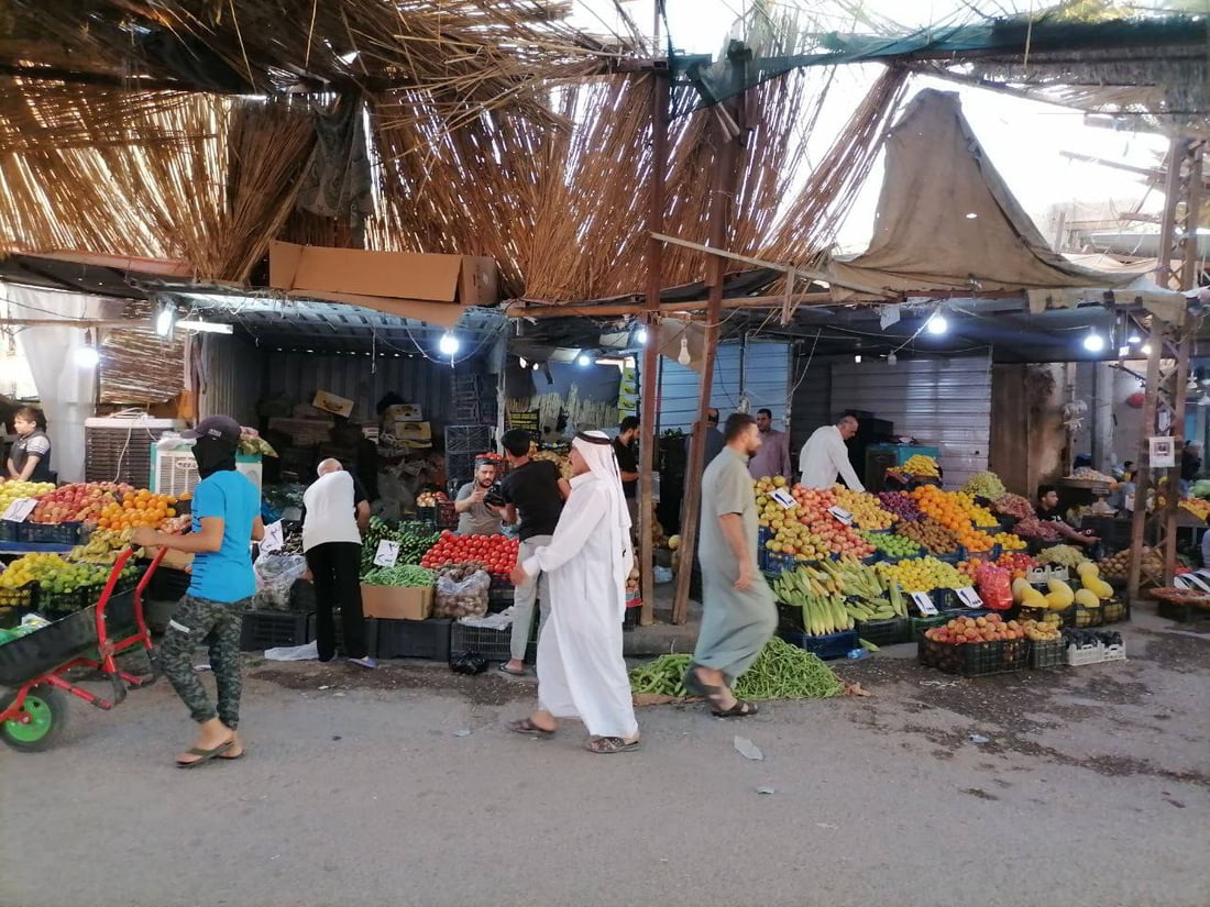 صور: علوات هيت المكيفة تبيع “المانجوستين” الهجين النادر.. وكلّ شيء طازج