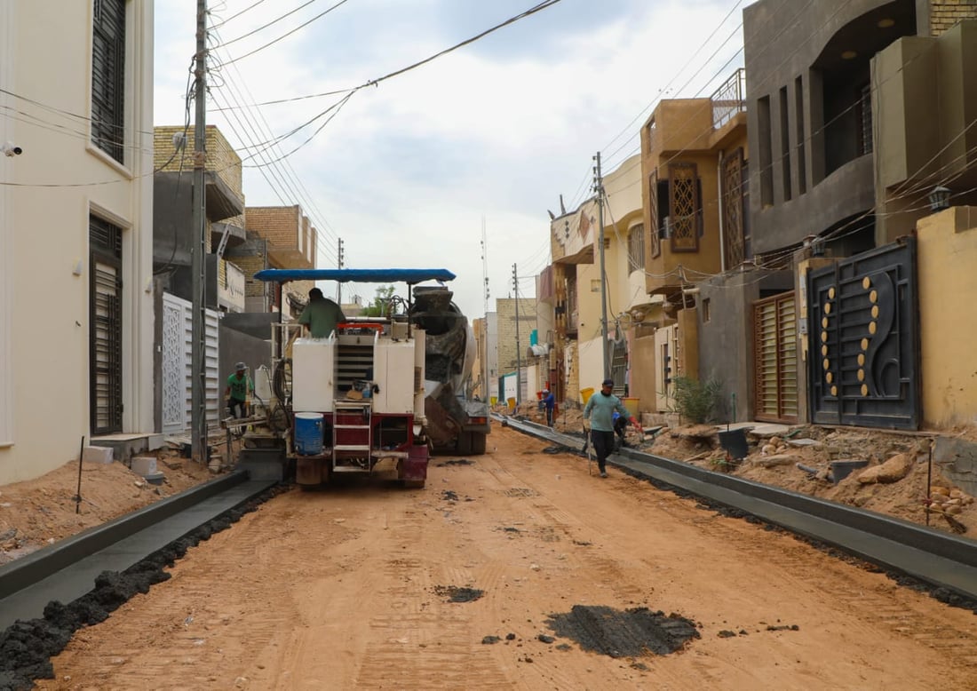 صور من كربلاء: خدمات حي “الانتفاضة الأولى”.. اصبروا 10 أيام أخيرة للتبليط