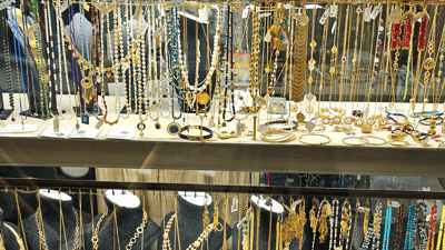 زێڕ گران بوو؛ هەر مسقاڵێک 10 هەزار دیناری چووەسەر