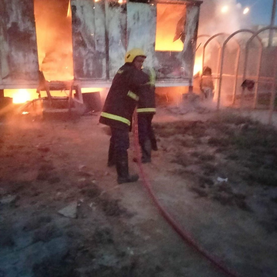 صور: النيران تلتهم داراً لرعاية الأيتام في الديوانية