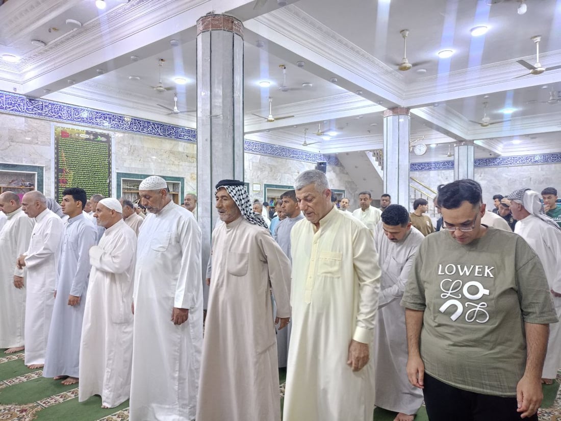قلعة صالح صلت العيد في الجامع الكبير ودعت للابتعاد عن فتن الدنيا (صور)