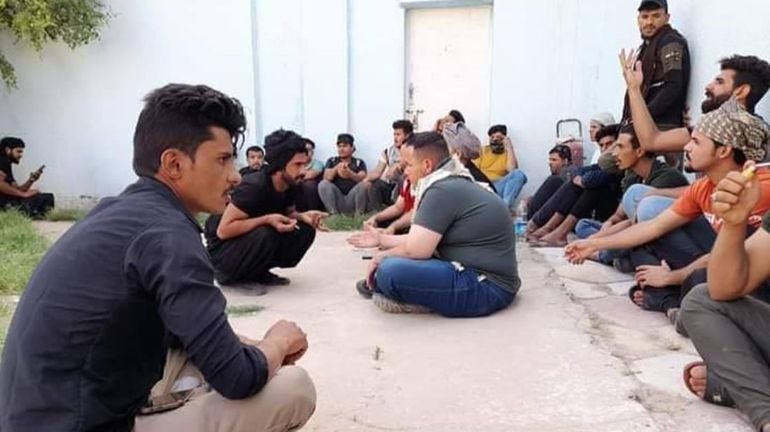 وقعوا على “عدم التظاهر مجدداً”.. شرطة واسط تخلي متظاهري حقل بدرة النفطي (صور)