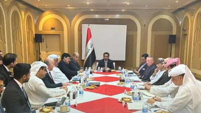 العراق يدعو وزراء نقل دول الجوار إلى حضور اجتماع طريق التنمية