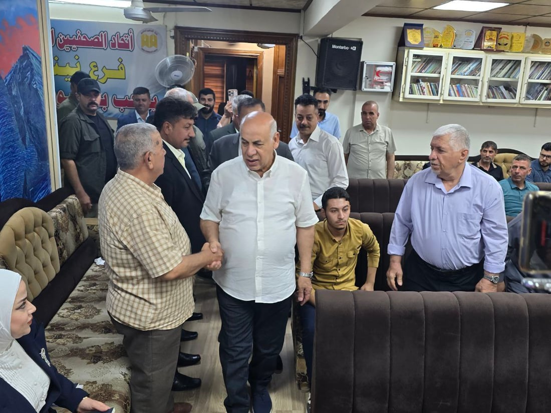 شاعر موصلي فقد عائلته في فاجعة العبارة يصدر ديواناً شعرياً بحضور وزير الثقافة