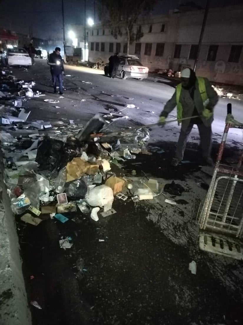 ژینگەپارێزان ناو بازاڕی هەولێریان پوخت و خاوێن کردەوە