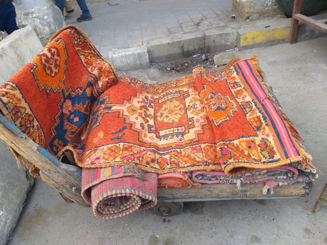 تجّار خان المدلل: زبائننا دائميون.. “أنتيكاتنا ونوادرنا” تُباع في الخارج غالياً