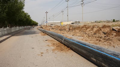 القرنة تبدأ مد أنبوب المياه العذبة لمناطق الشرش في البصرة
