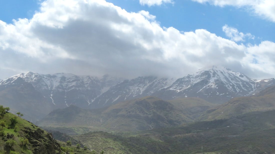 به‌فرى نوێ حه‌ساری سه‌كران و لوتكه‌ى هه‌ڵگوردى سپی كرده‌وه‌